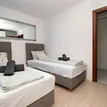 Modern Apartment Luka In Pula